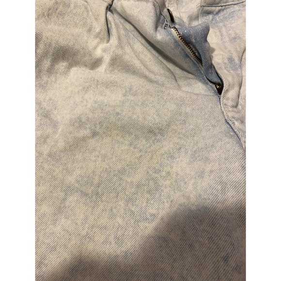 Vintage Unionbay Distressed Acid Wash Blue Denim Jean Shorts Size 31 8” Inseam - Picture 10 of 10